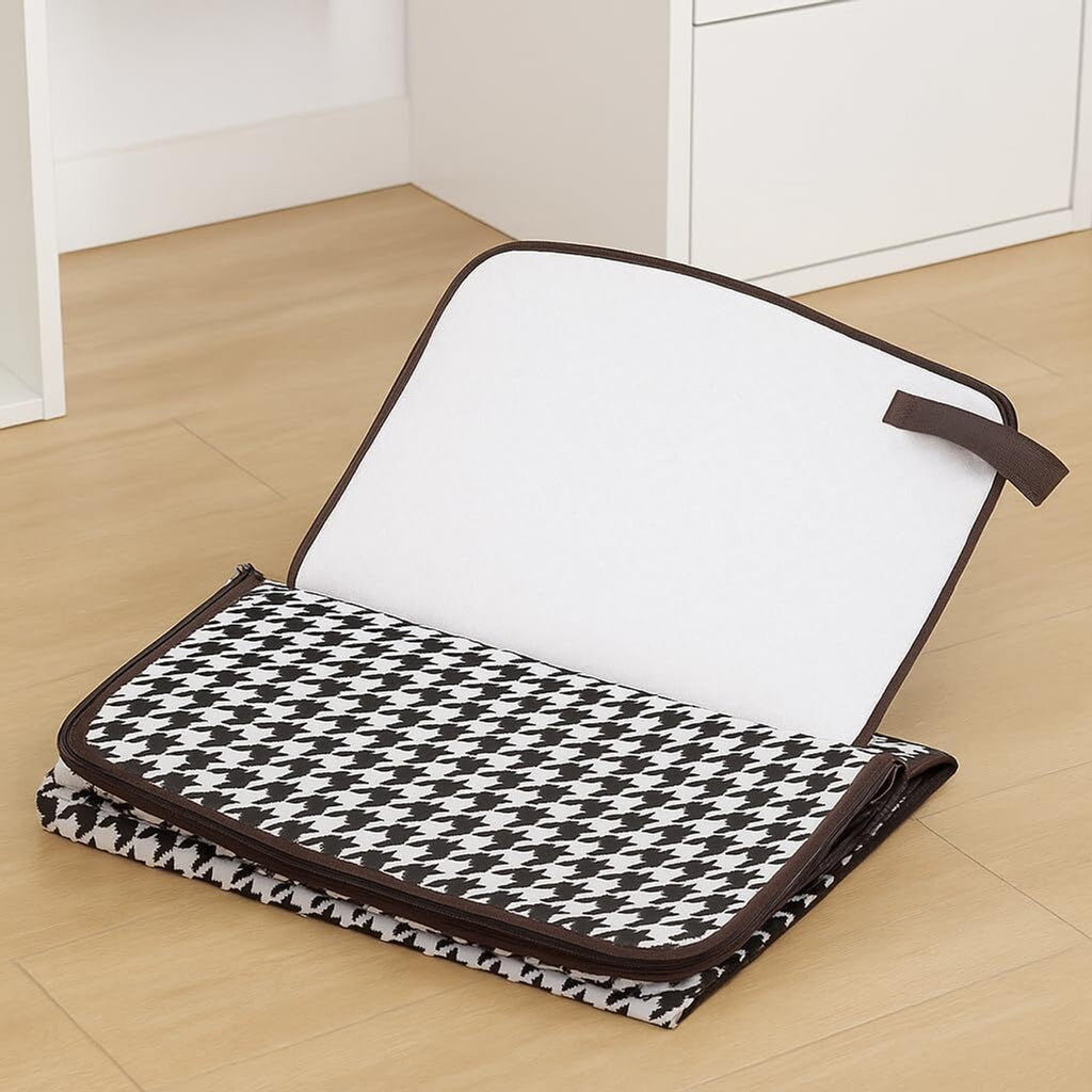 22658
